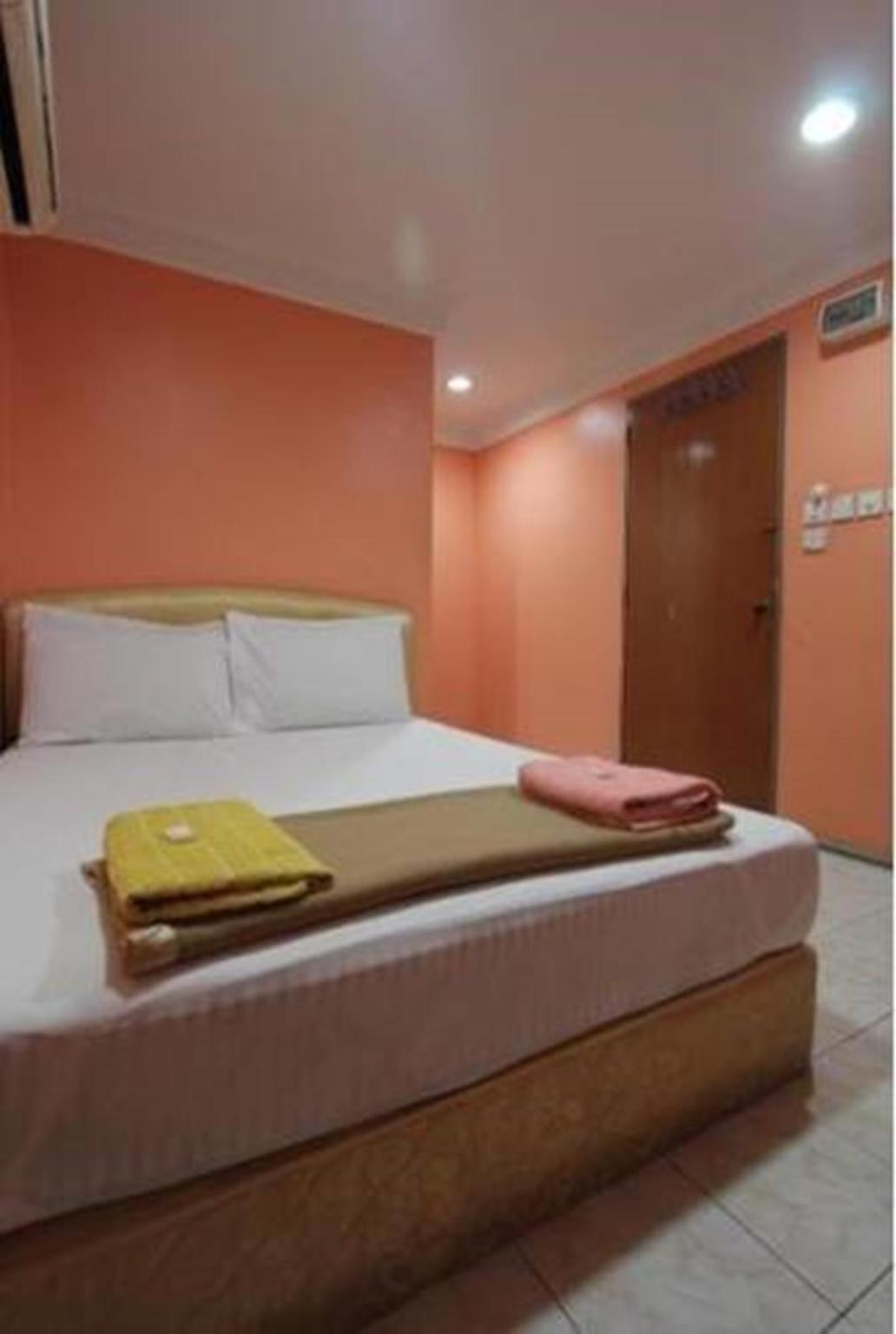 Hotel Nilai H2 Exterior foto